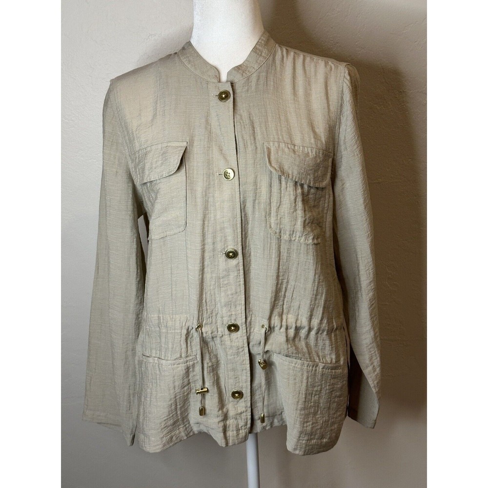 Chicos Safari Runic Top pull tie at waist Size 2 (Large) BC2347